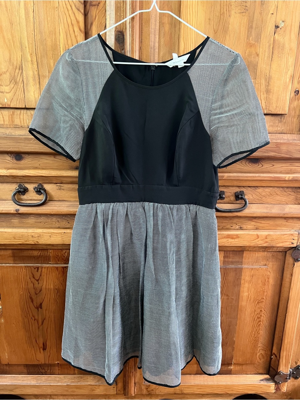 Black and Gray Short Sleeve Fit-and-Flare Dress